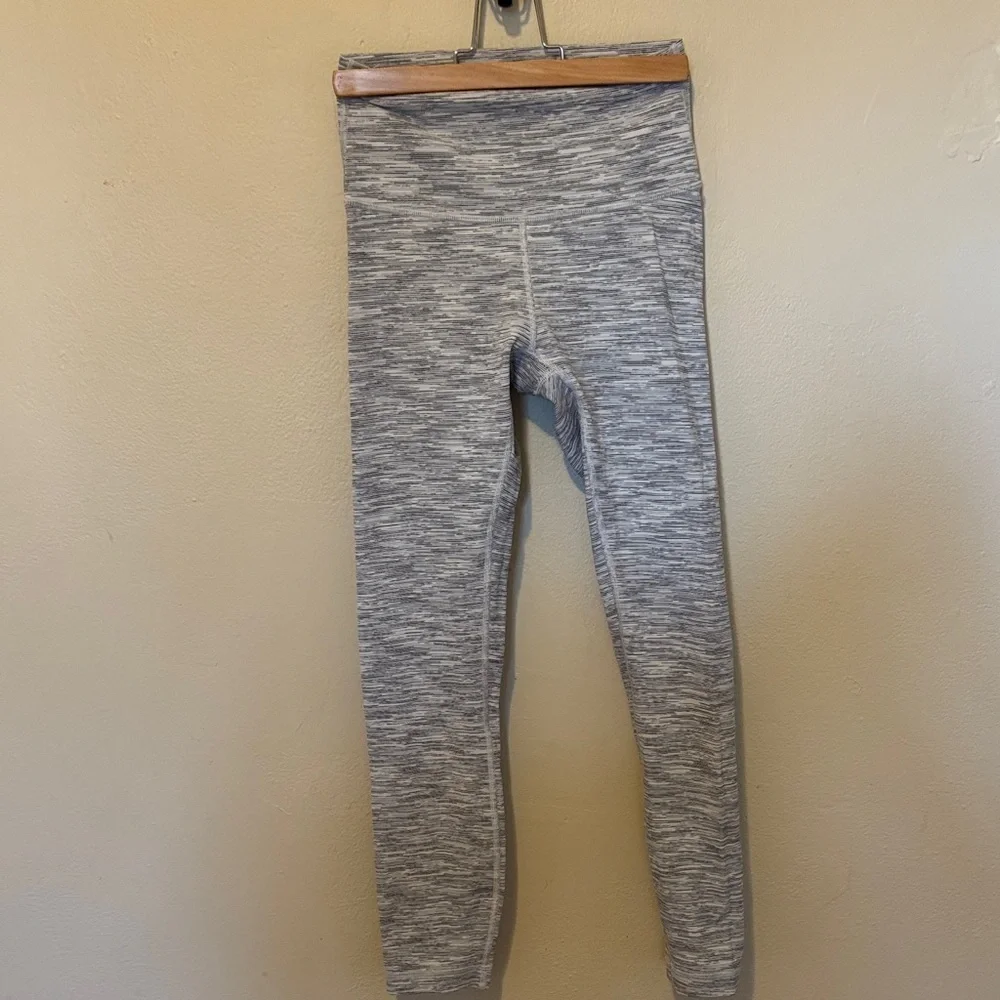 Lululemon Athletica Light Gray Leggings